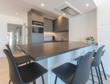 Aan het strand: appartement met zeezicht en wellness in Oostende - thumbnail 2