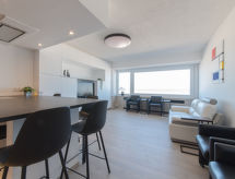 Appartement aan het strand met zeezicht en wellness in Oostende - thumbnail 3