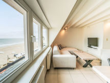 Appartement aan het strand in De Haan, 4 personen, zeezicht - thumbnail 1