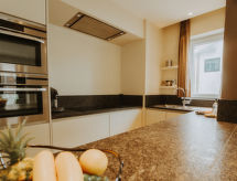 6-persoons appartement aan het strand in De Haan - thumbnail 3