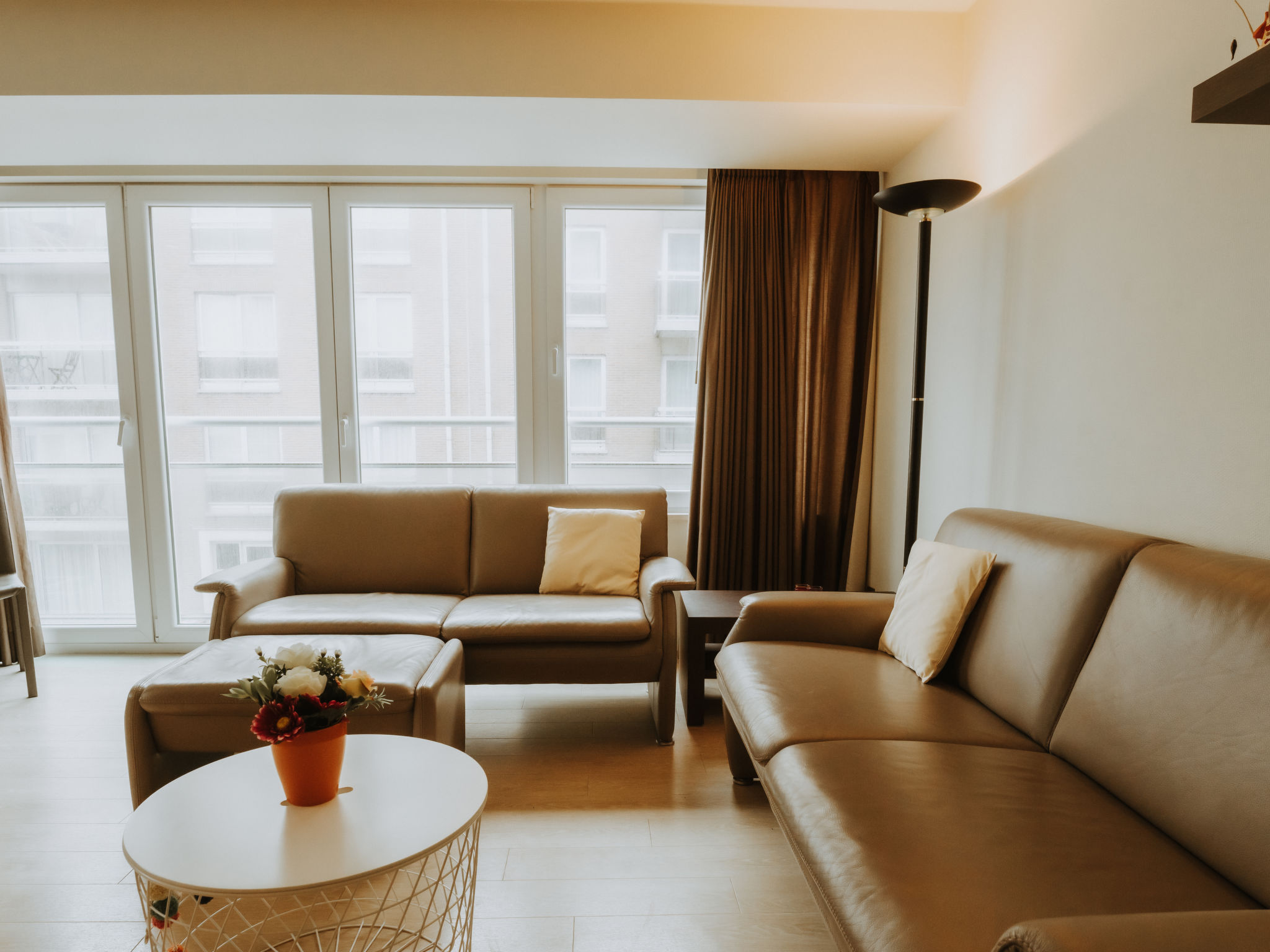 Photo of Goethe close to the beach