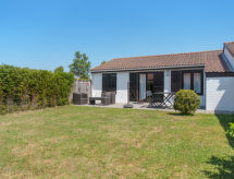 Geniet van rust en natuur in vrijstaand vakantiehuis met tuin in De Haan - thumbnail 1