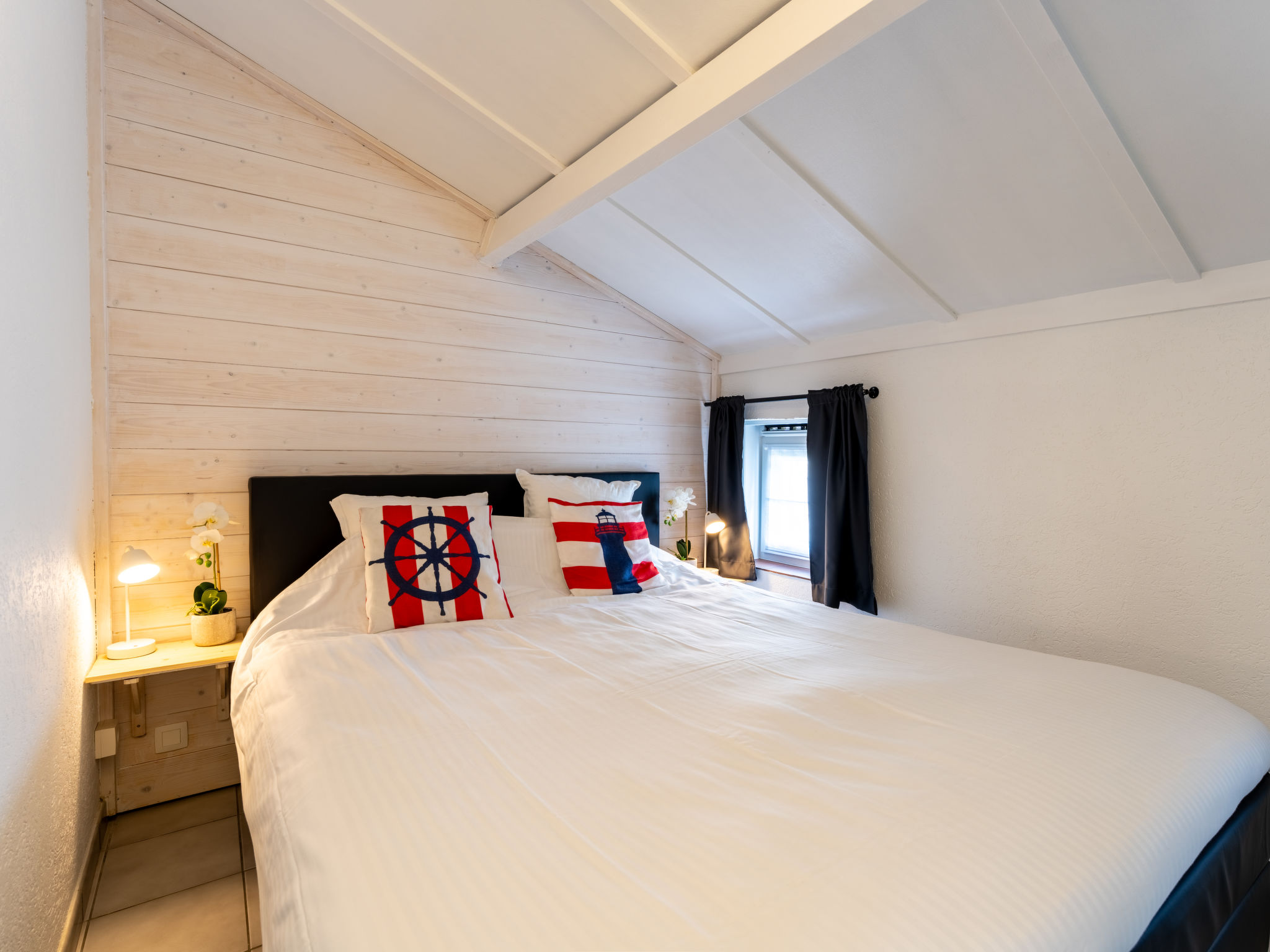 Photo of Alice Blue with airco & shared pool