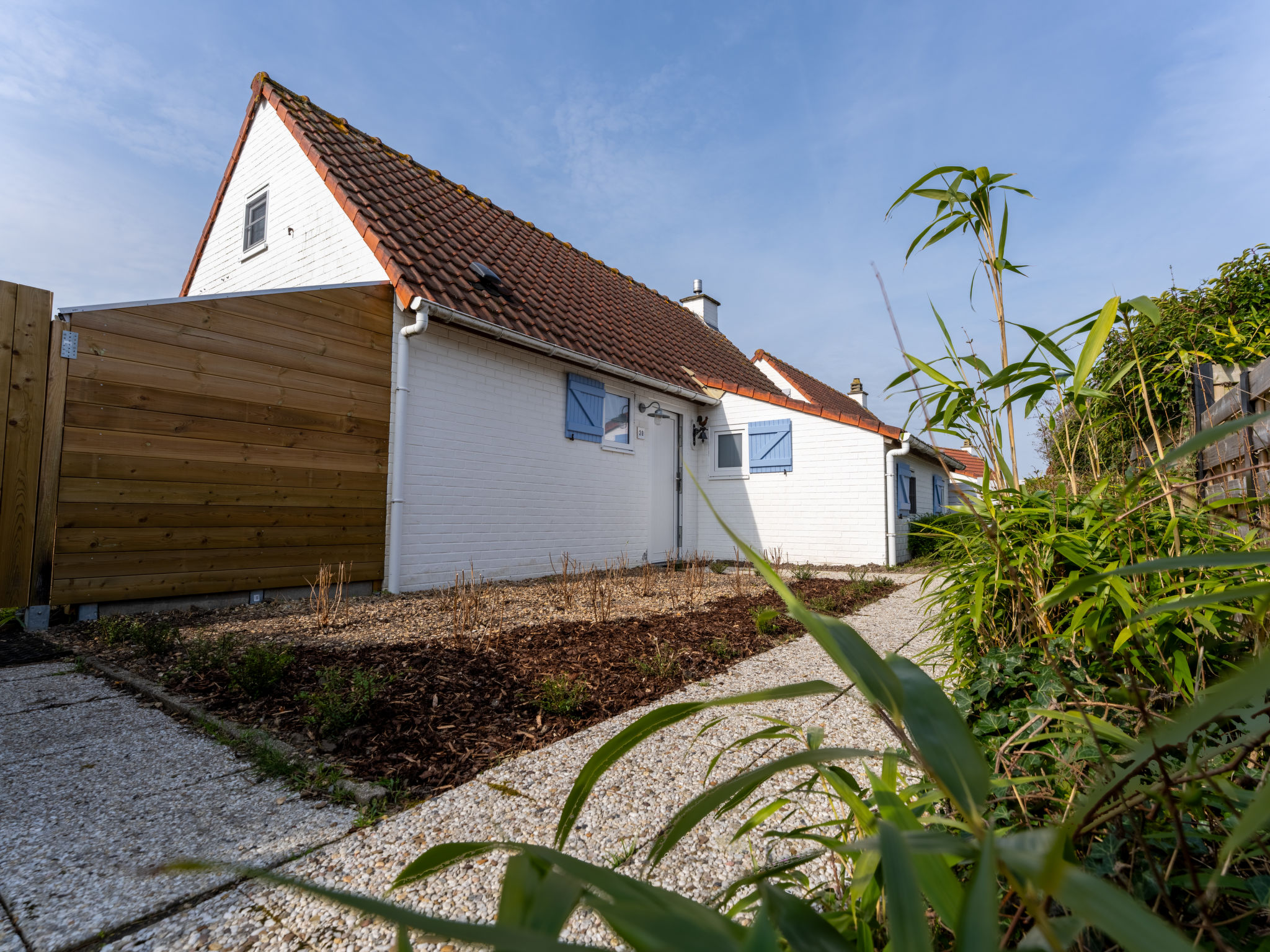 Photo of Alice Blue with airco & shared pool