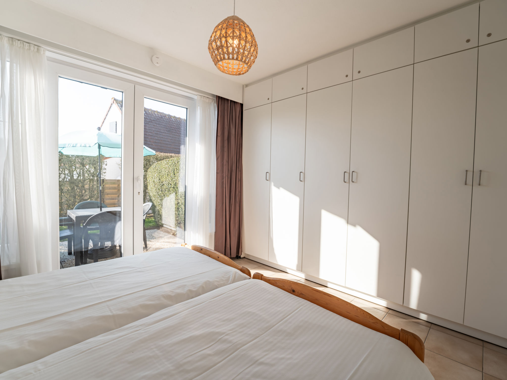 Photo of Sirius with parking and shared pool