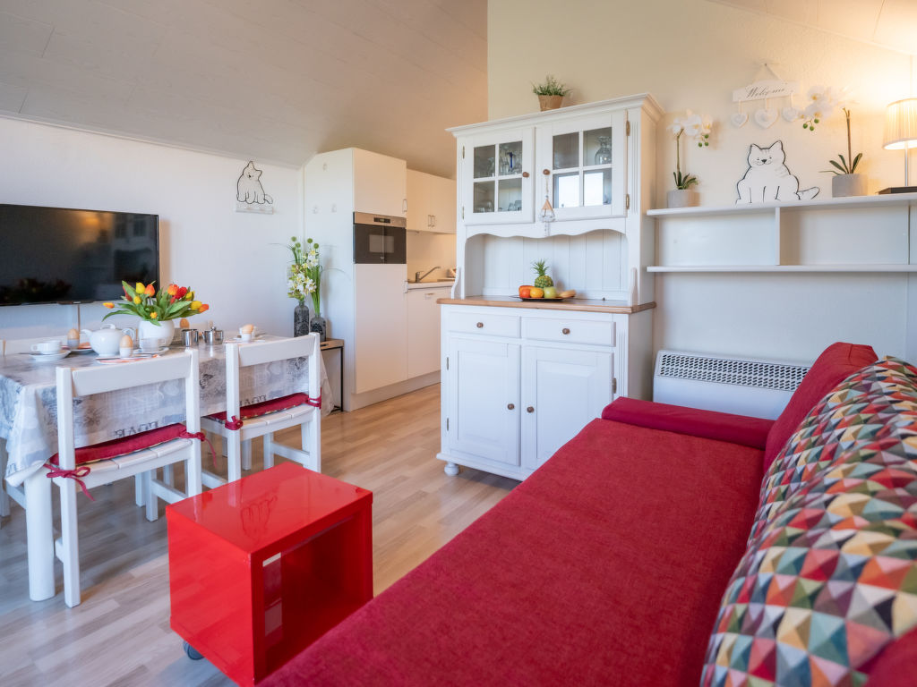 Appartement Dina with parking and shared pool in België
