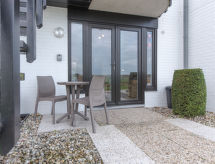 Op 1 km van centrum De Haan: appartement met verwarmd zwembad - thumbnail 2