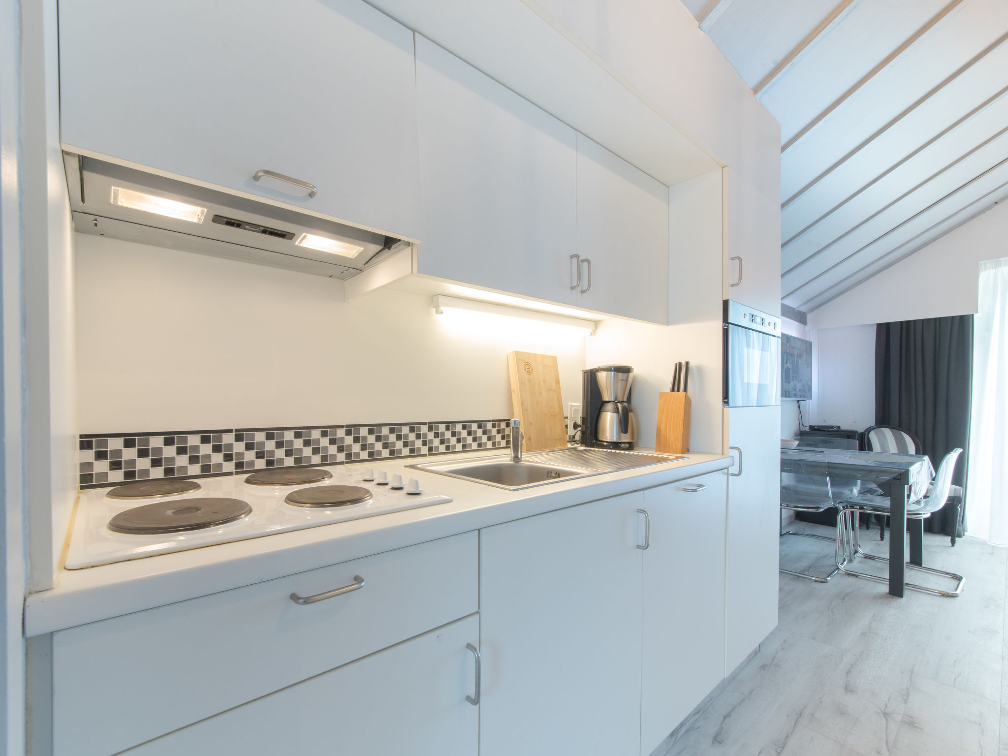 Photo of La Bella Vita parking and shared pool