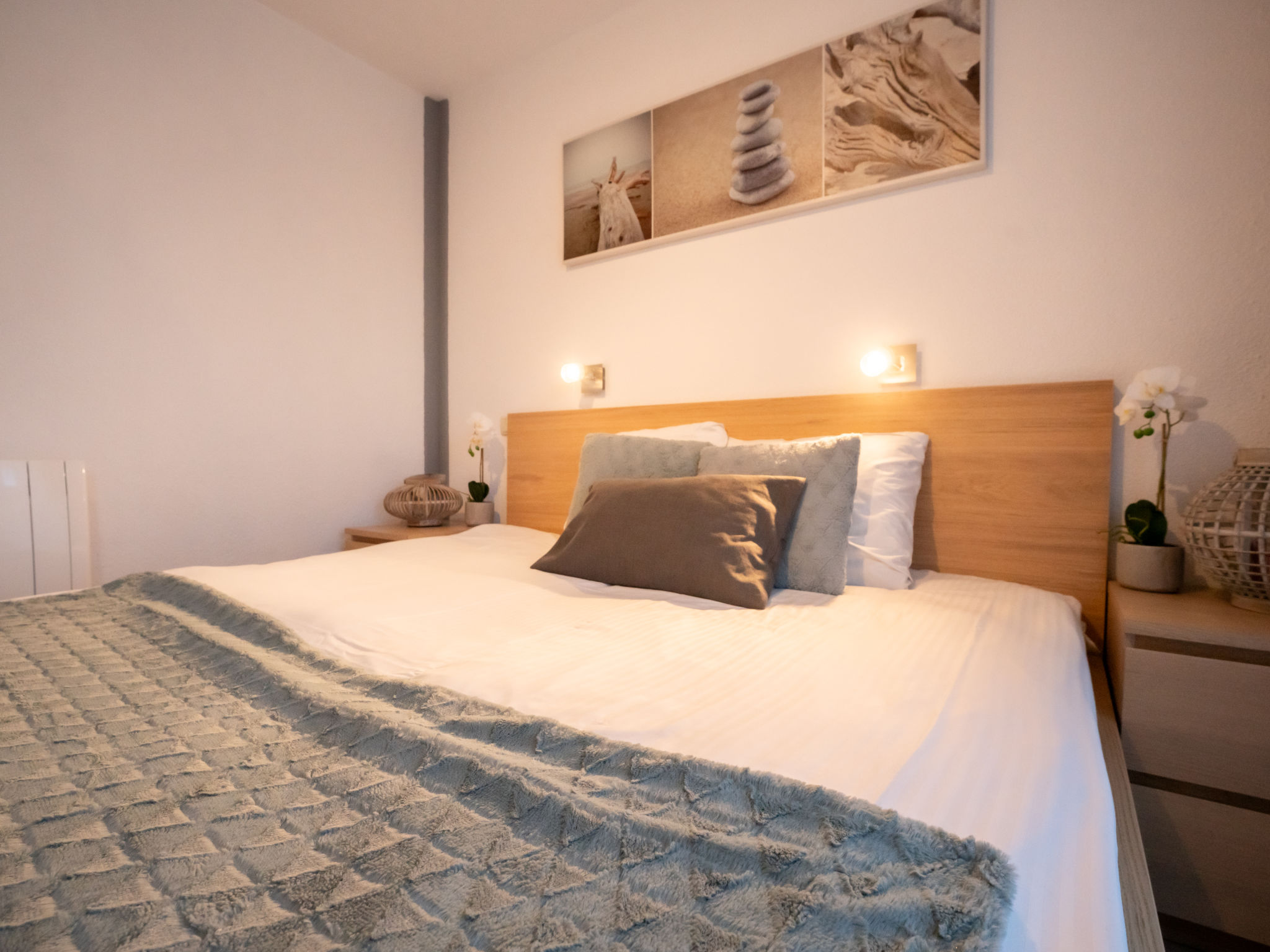 Photo of Giuliott with parking and shared pool