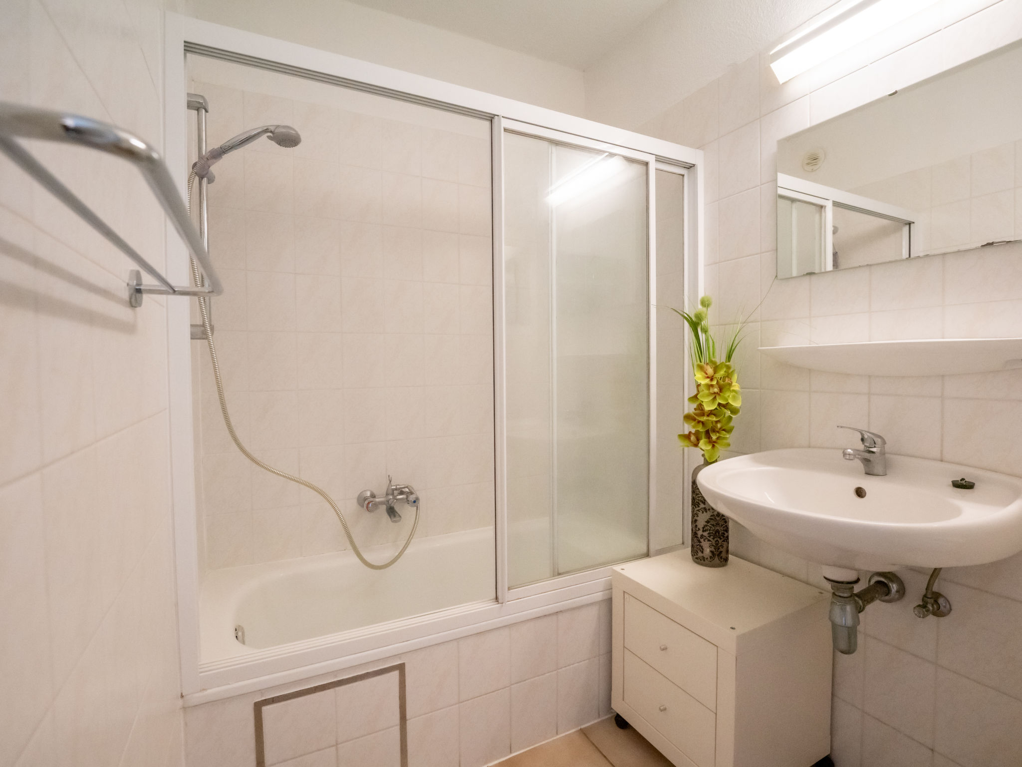 Photo of Marlene with parking and shared pool