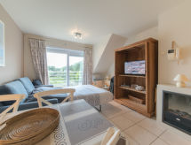 Ferienwohnung Zeeflat with parking and shared pool