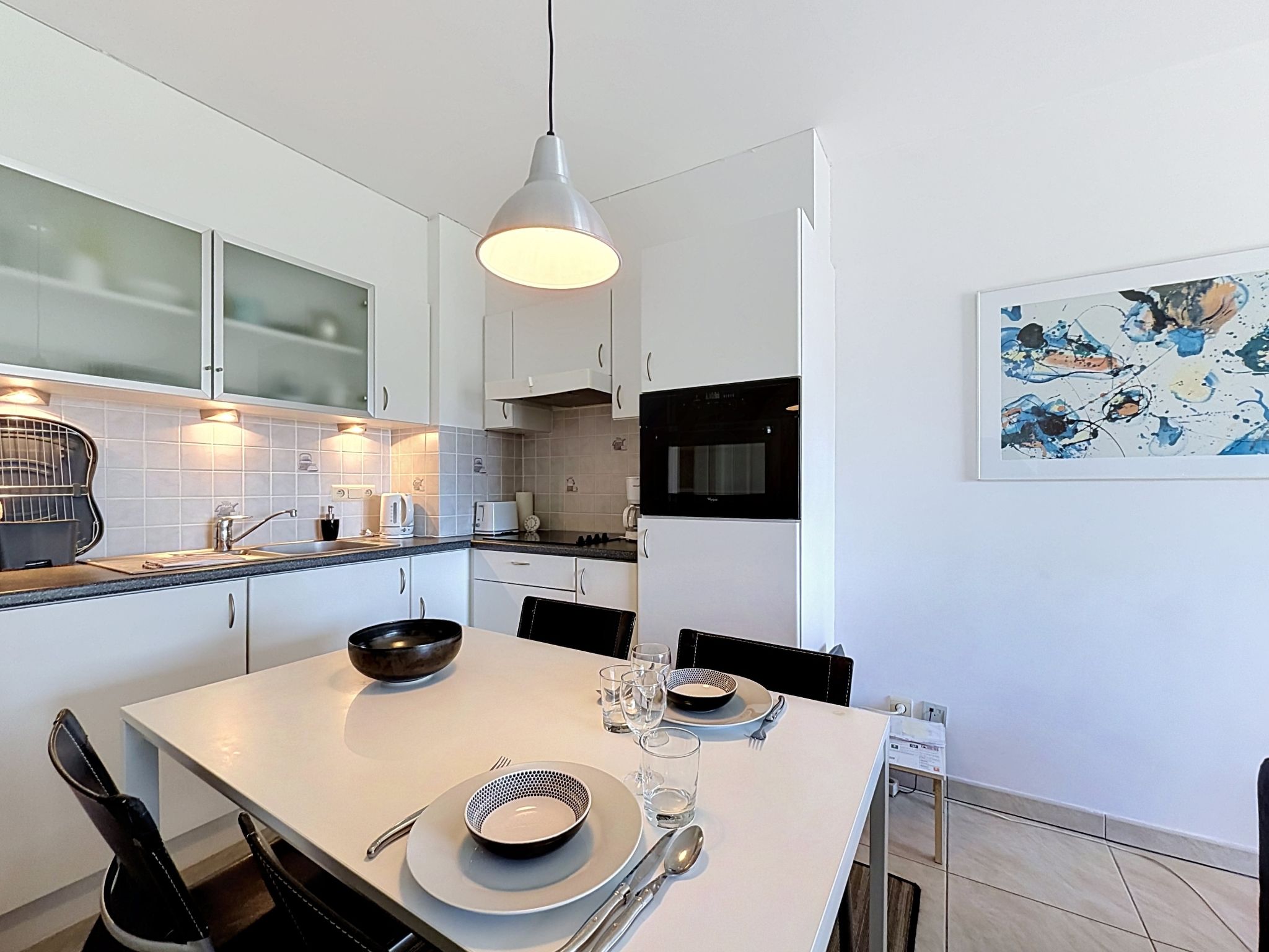 Green Lake Retreat with balcony - Binnen
