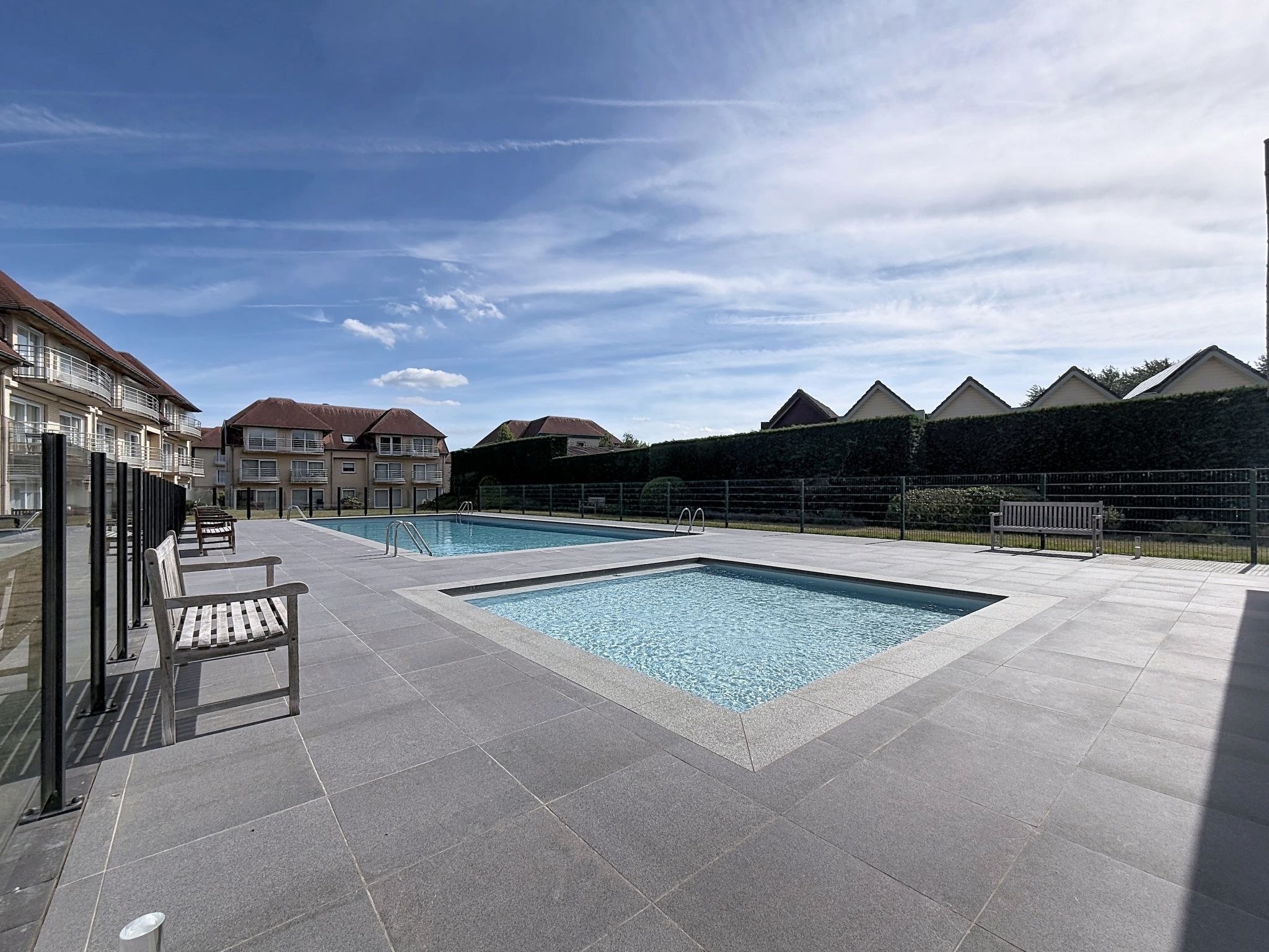 Seaside Escape with pool - Draußen