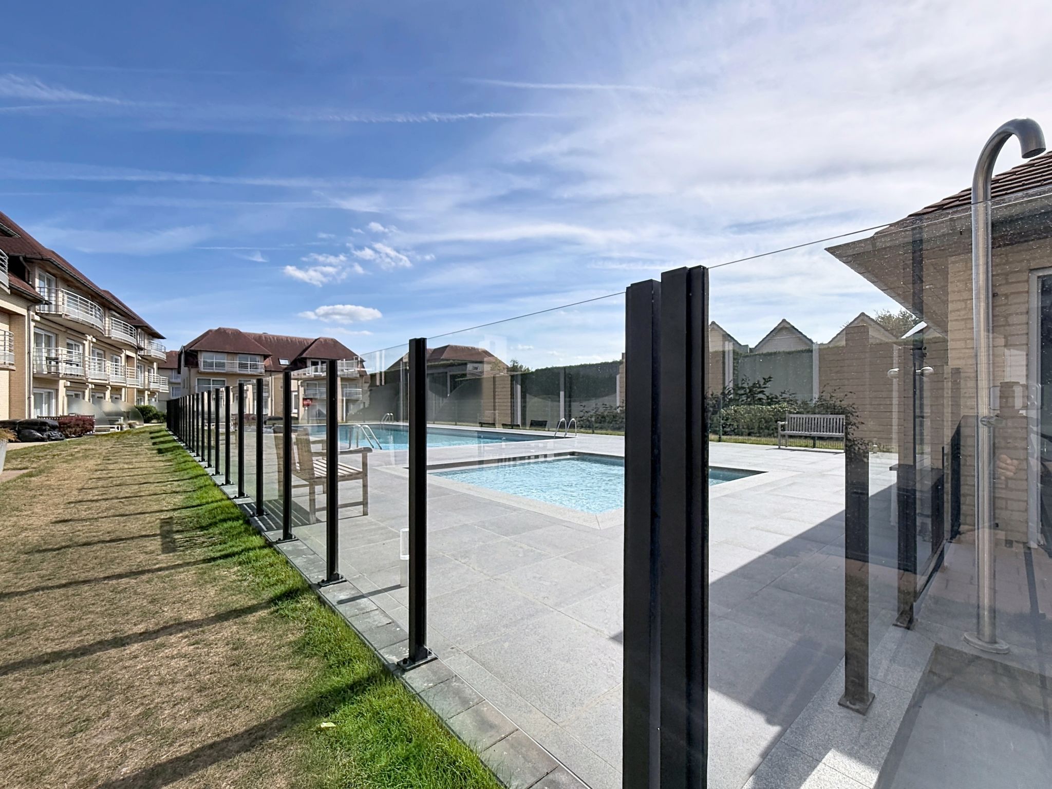 Seaside Escape with pool - Draußen