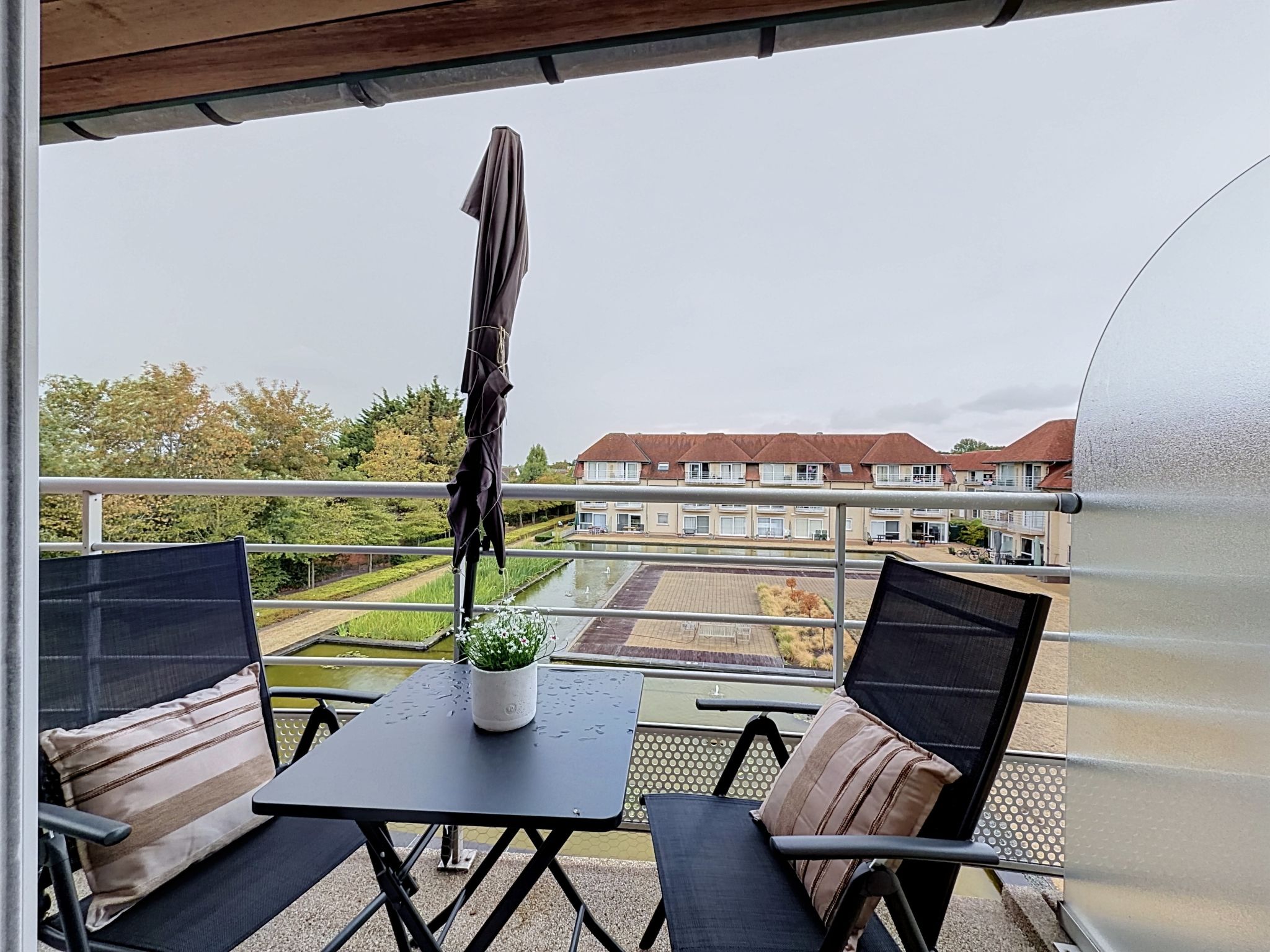 Seaside Escape with pool - Draußen