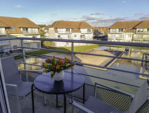 Centrum op loopafstand: modern 4-persoons appartement in De Haan - thumbnail 2