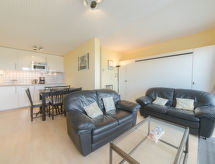 Op 1,0 km van zee: 5-persoons appartement in De Haan - thumbnail 2