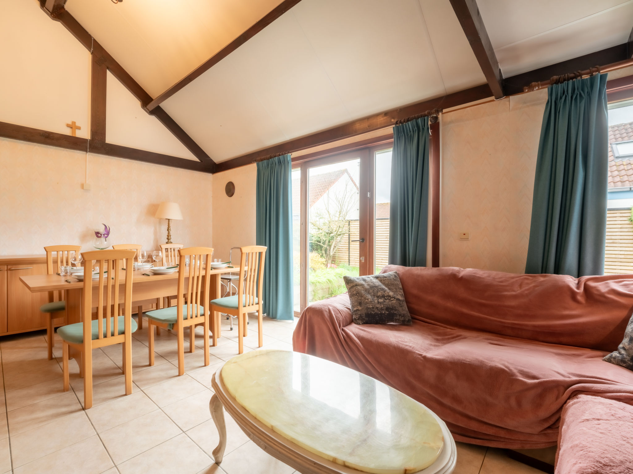 Photo of Edelweiss with parking