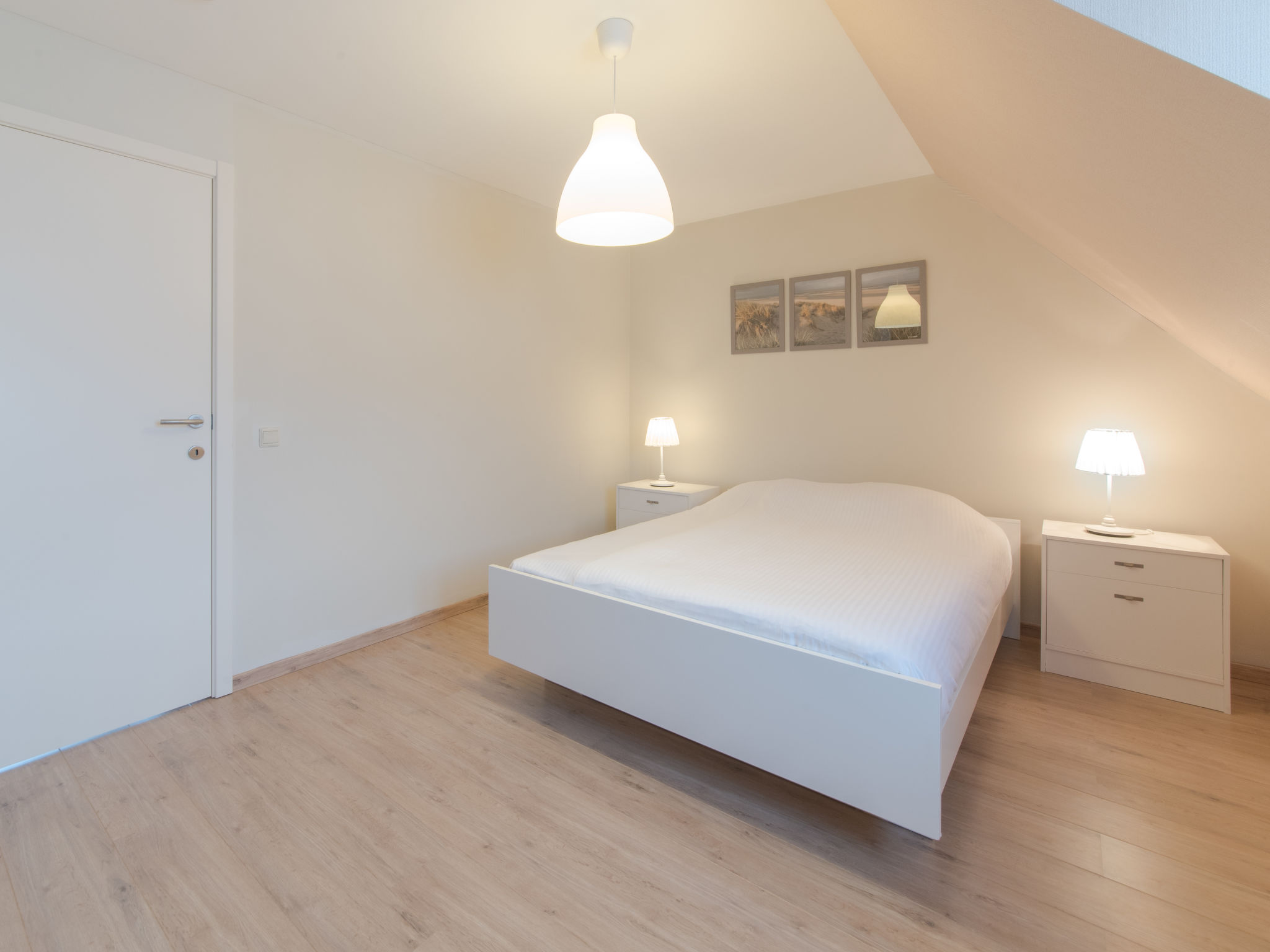 Photo of Dagmar with parking