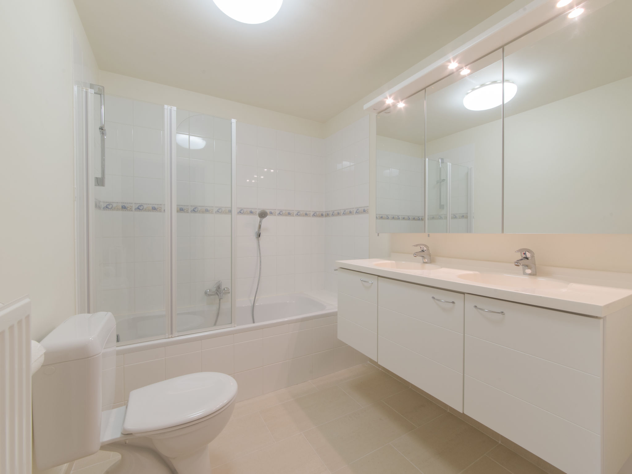 Photo of Dagmar with parking