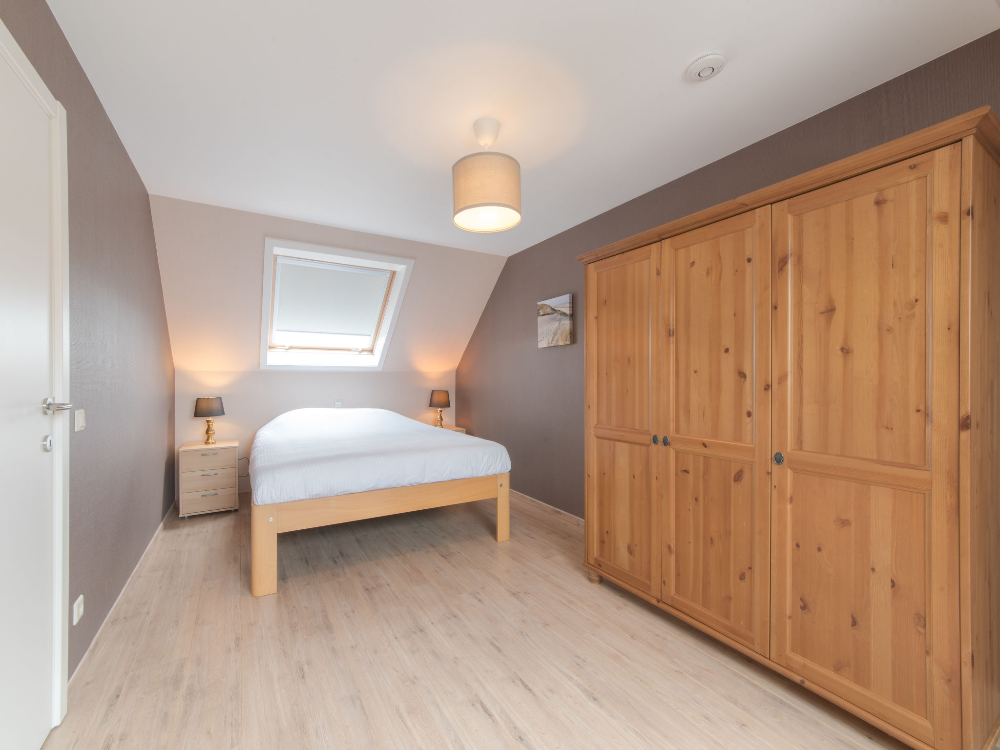 Photo of Dagmar with parking