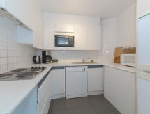 6-persoons appartement aan zee in het centrum van De Haan - thumbnail 4