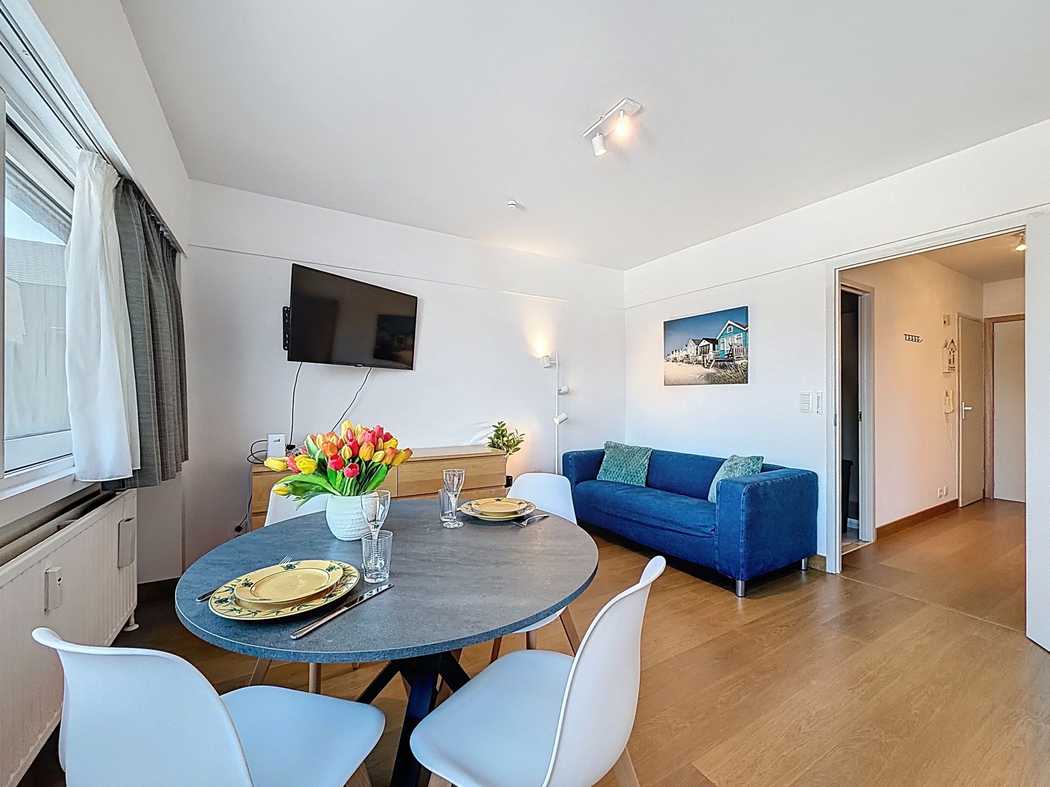 Soley with parking - Binnen