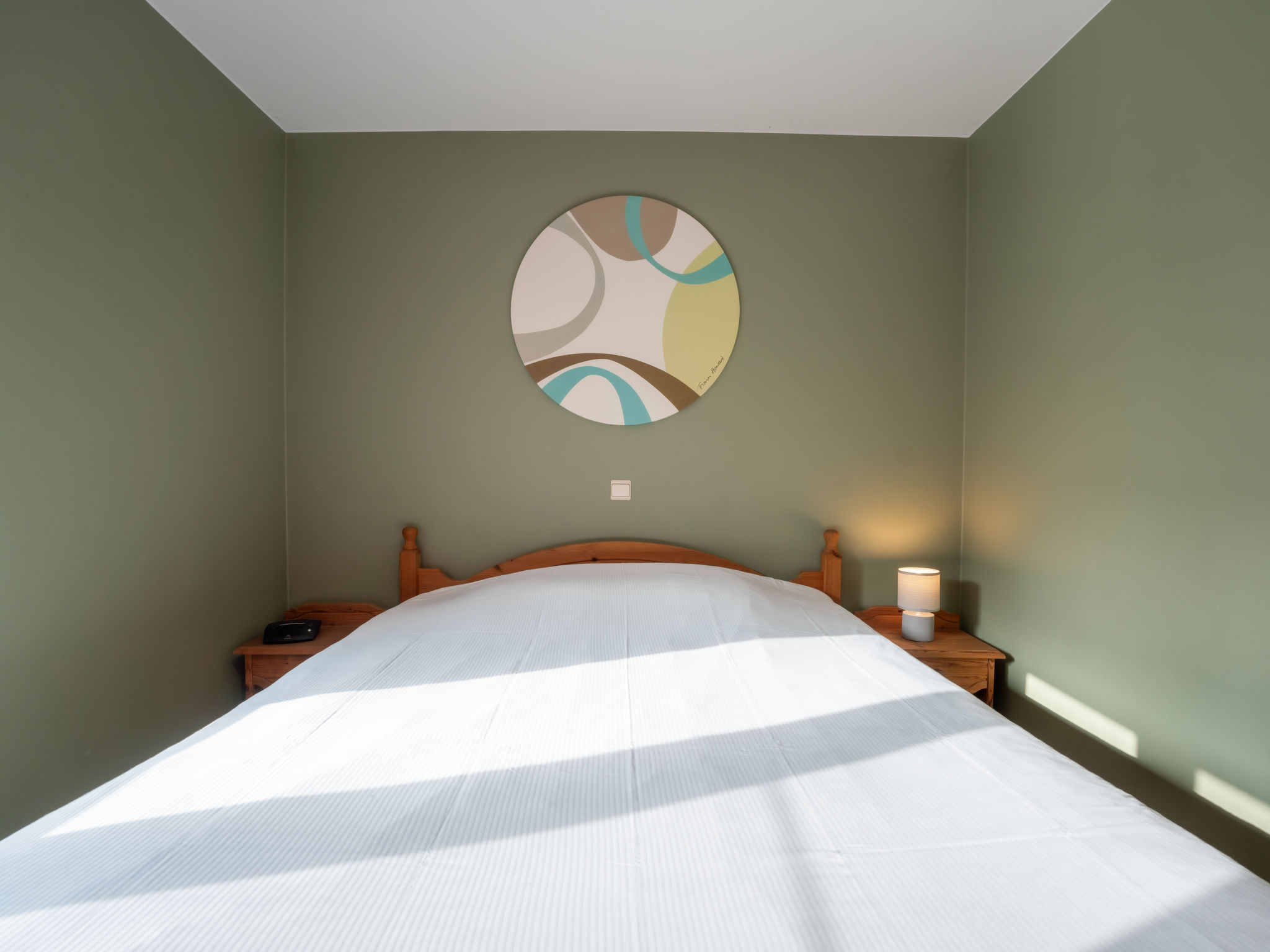 Photo of Flipper nearby the beach