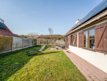 Ferienhaus Pippa with parking & garden