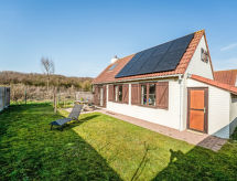 Ferienhaus Pippa with parking & garden