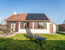Ferienhaus Pippa with parking & garden