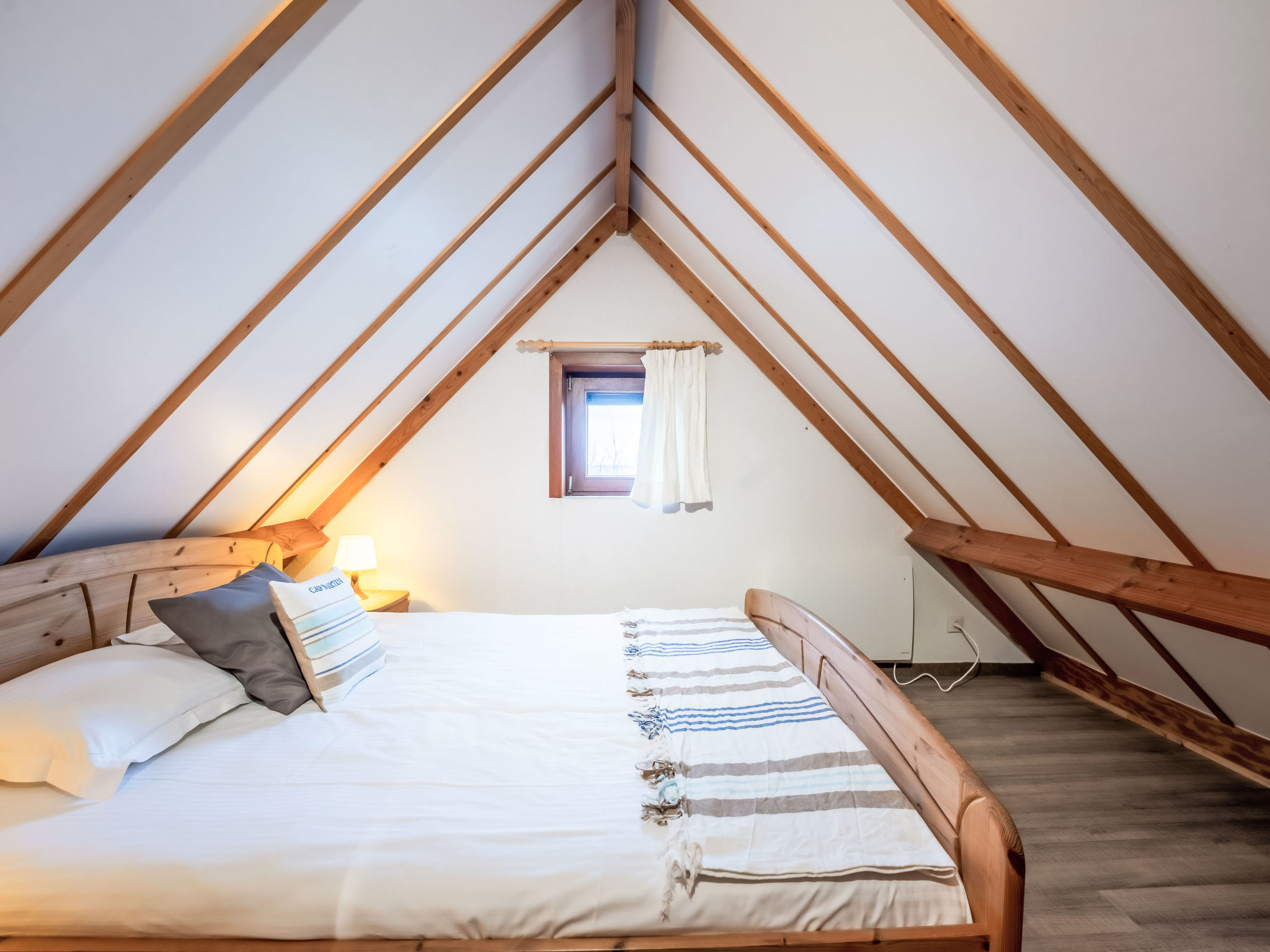 Photo of Pippa with parking & garden