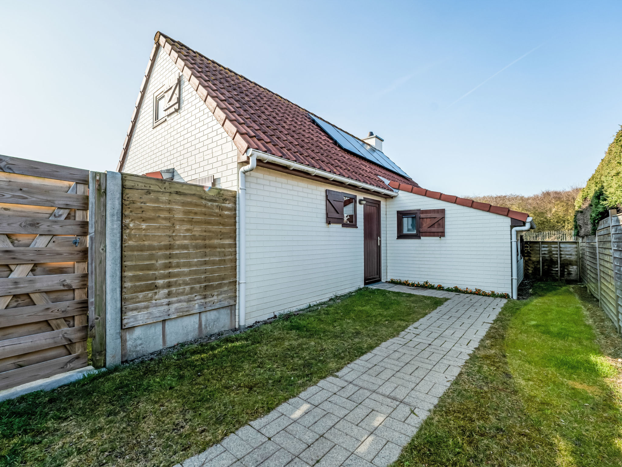 Photo of Pippa with parking & garden