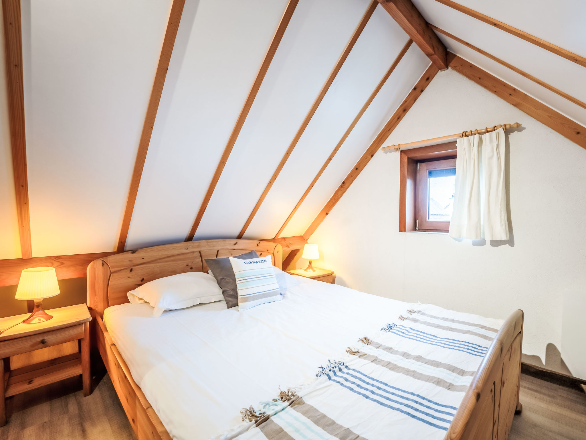 Photo of Pippa with parking & garden