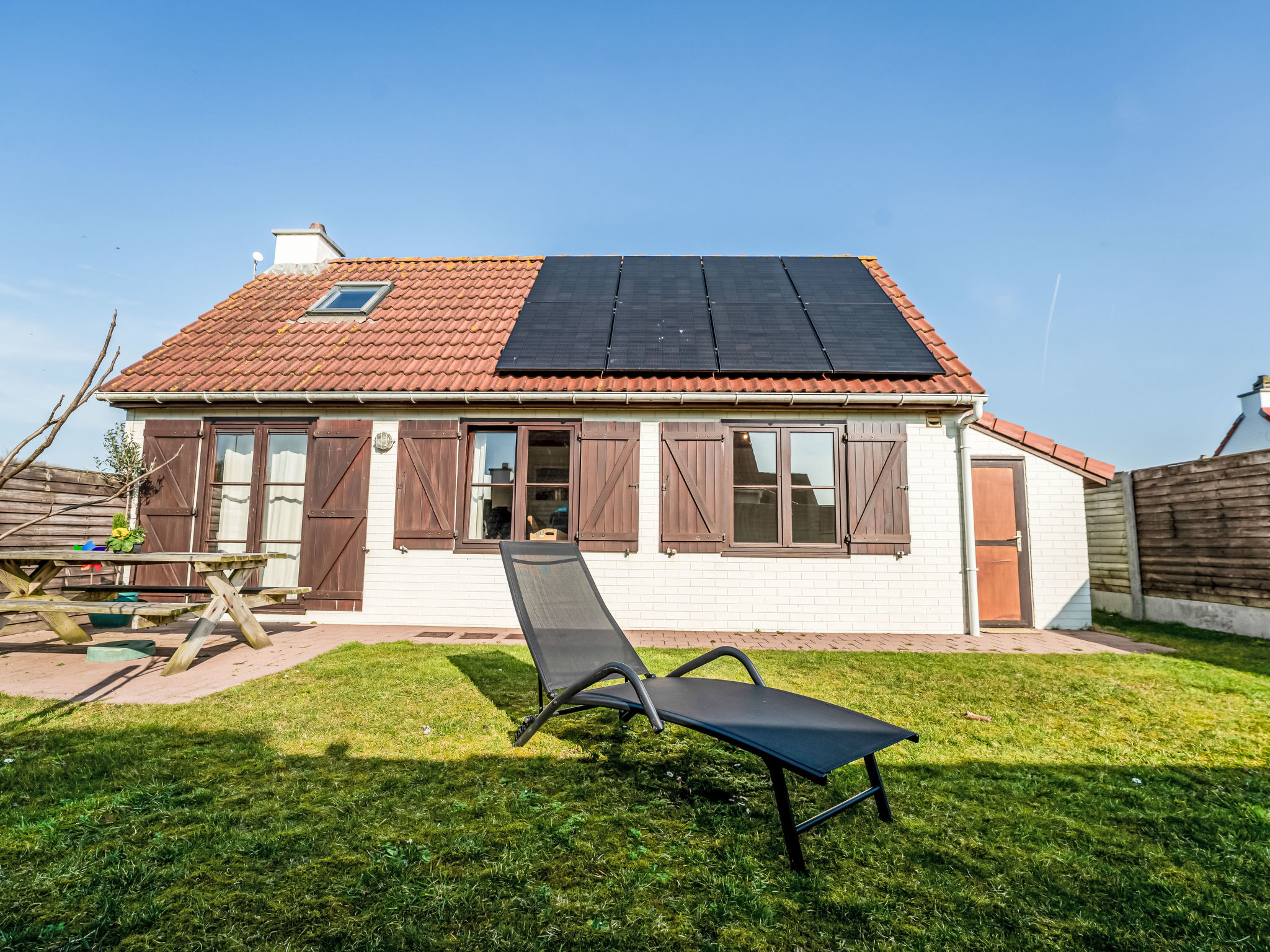 Photo of Pippa with parking & garden