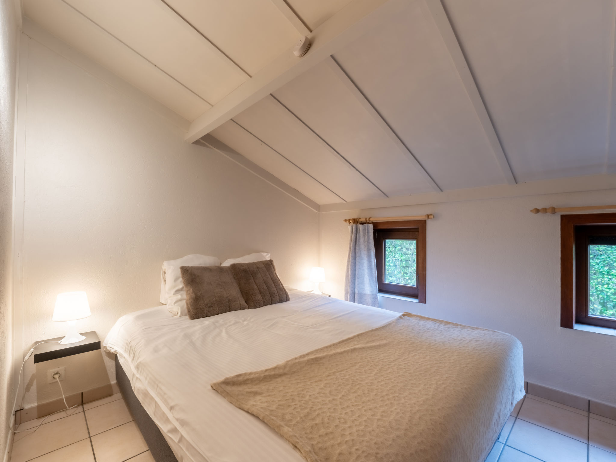 Photo of Fabiola with parking & garden