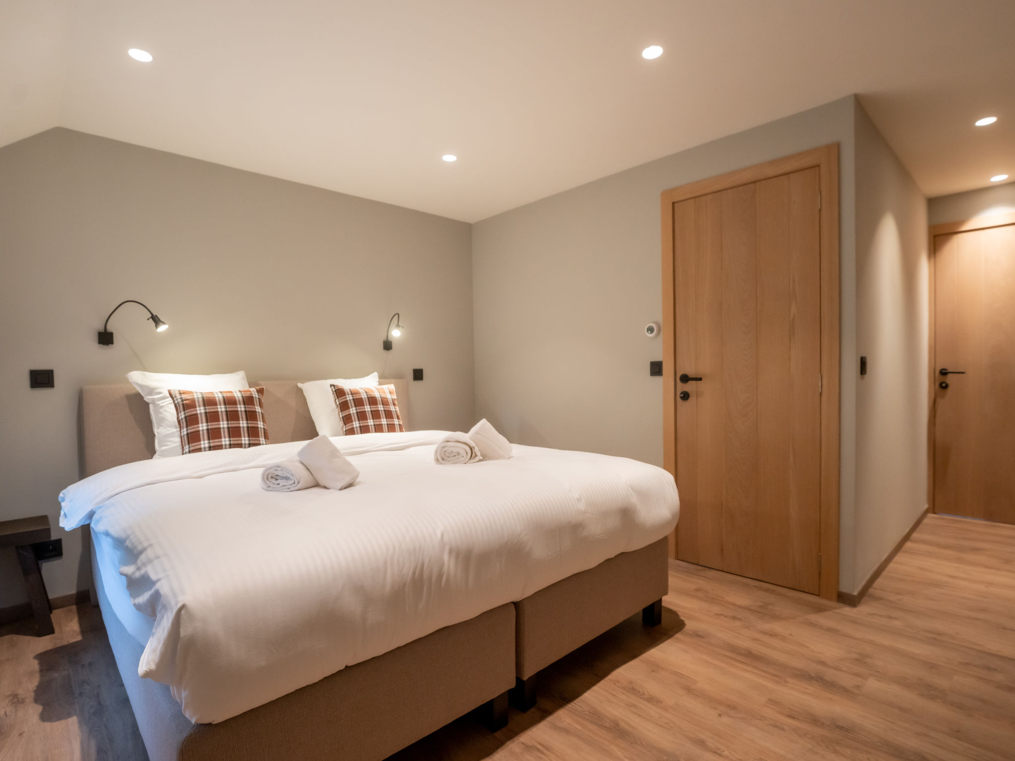 Photo of Huyze Ter Bercken with swimming pond