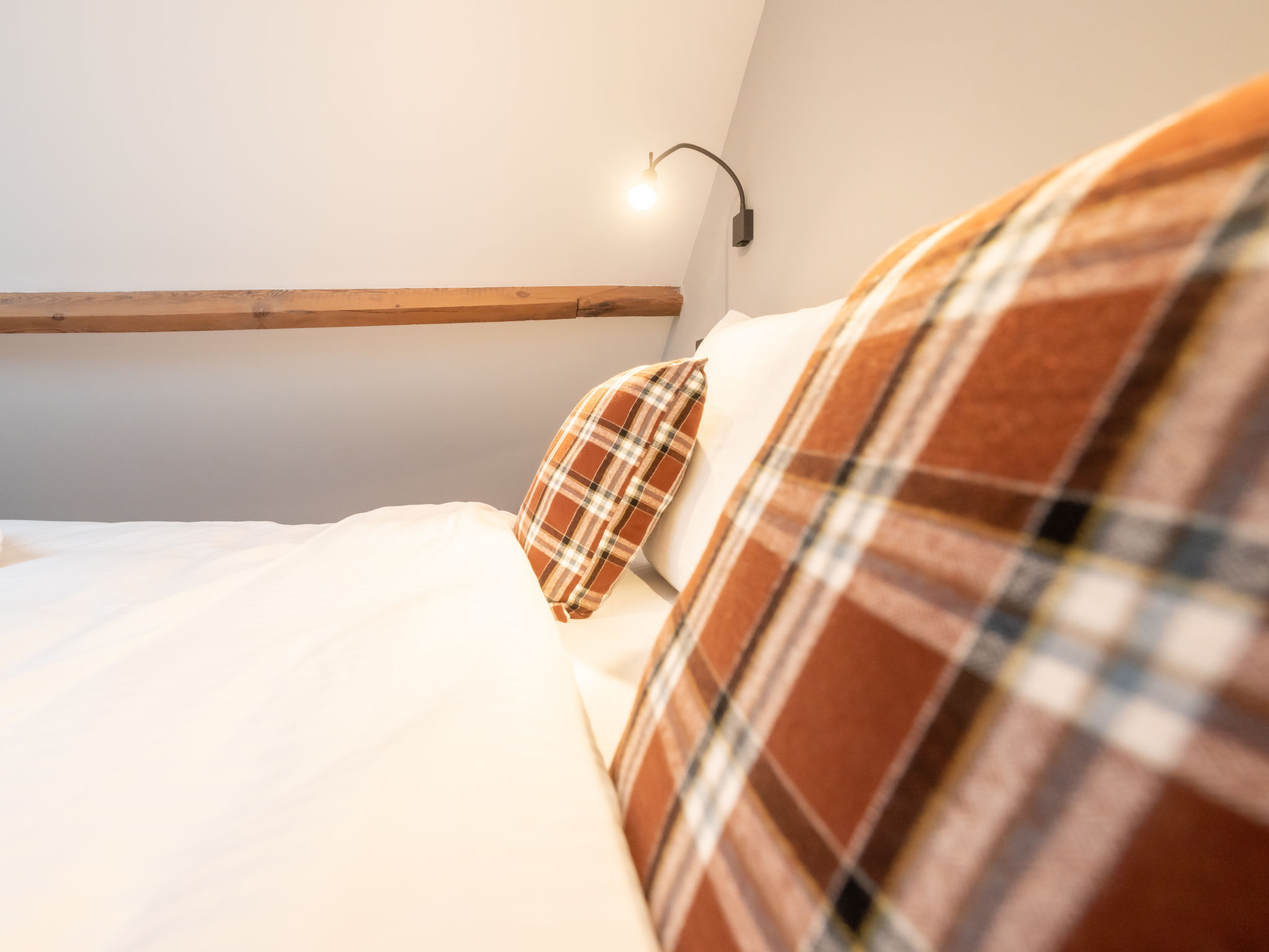 Photo of Huyze Ter Bercken with swimming pond