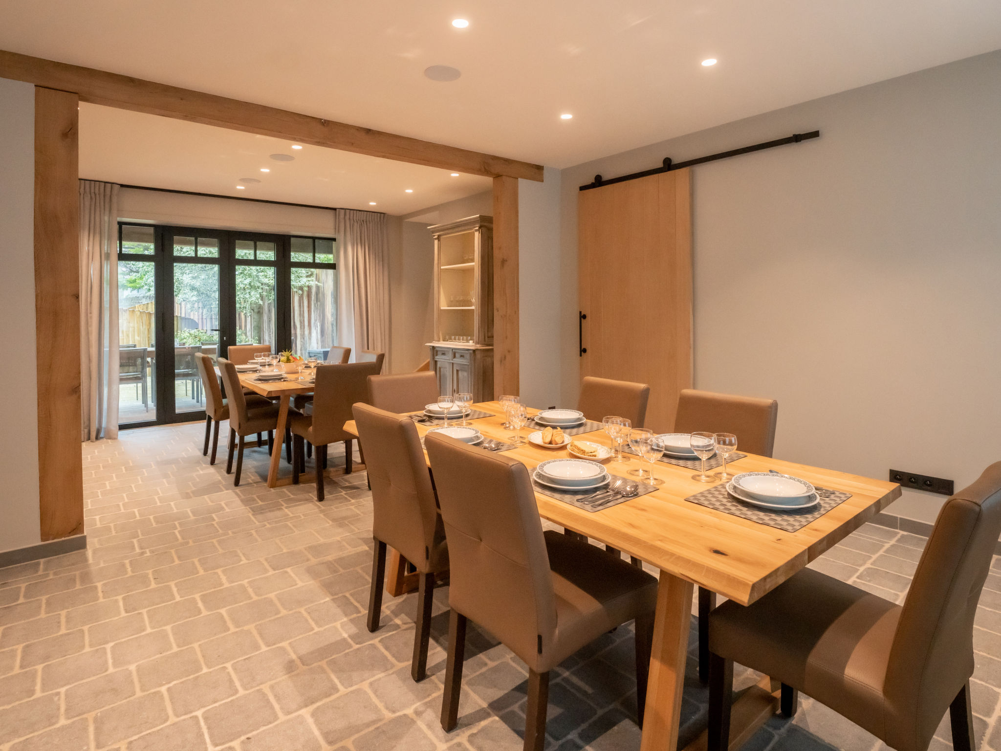 Photo of Huyze Ter Bercken with swimming pond