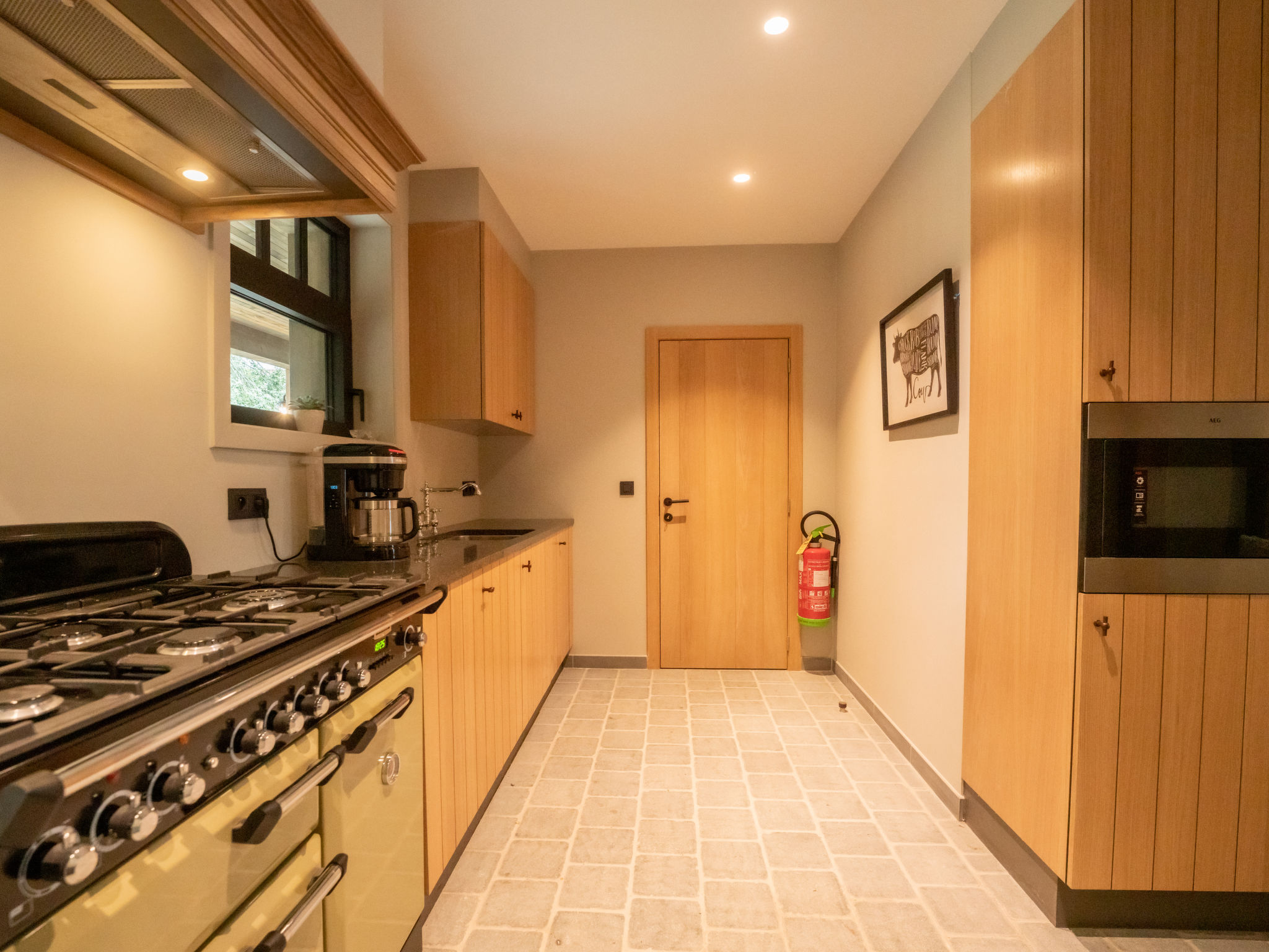 Photo of Huyze Ter Bercken with swimming pond