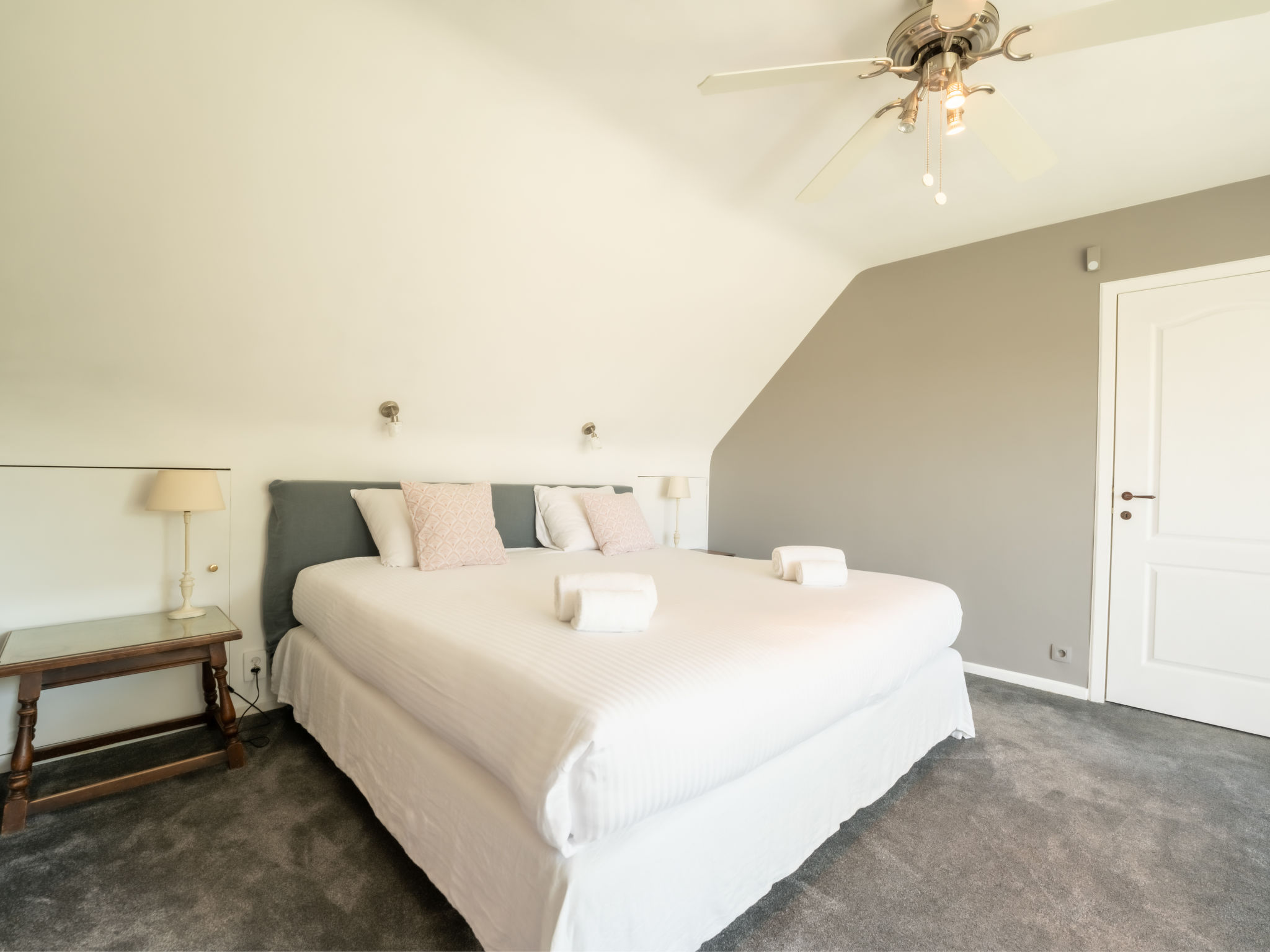 Photo of Villa Rosetree with sauna and pool table