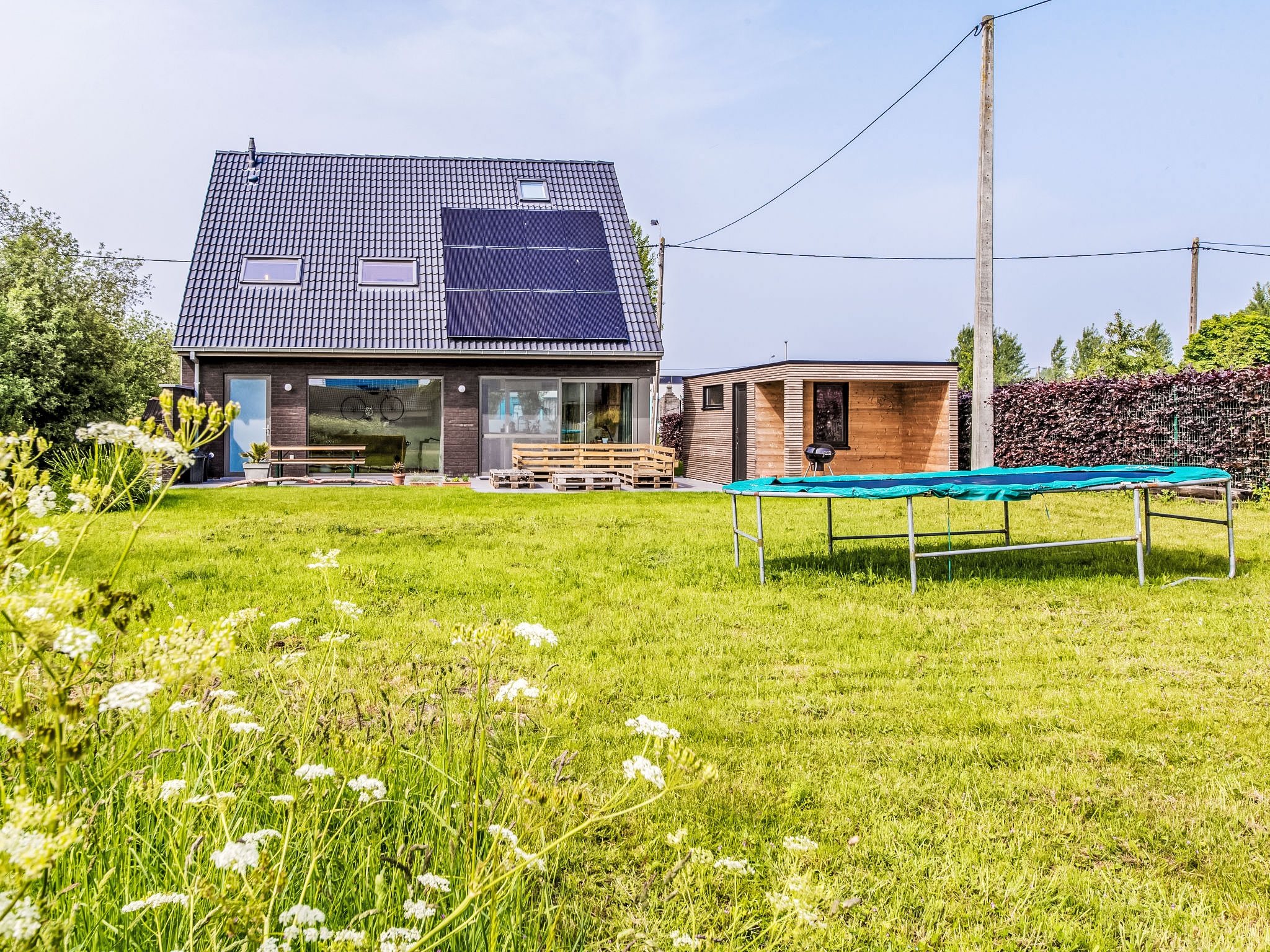 Photo of Villa Vosseslag - garage and big garden