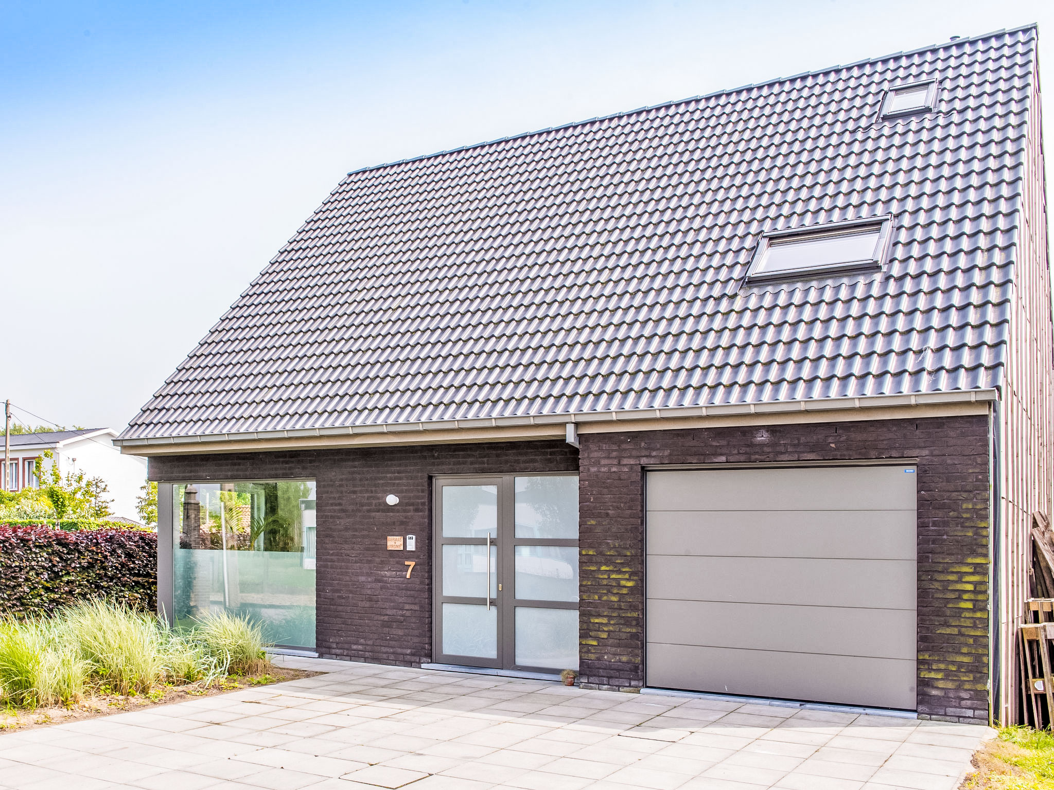 Photo of Villa Vosseslag - garage and big garden