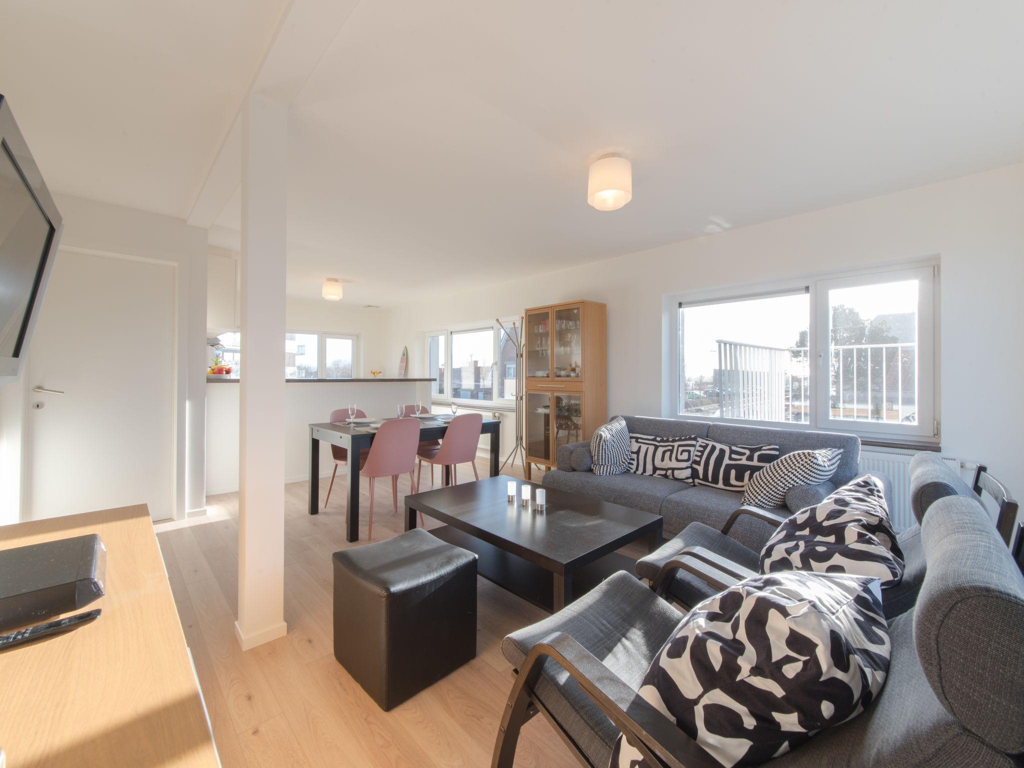 Photo of De Zeegloed duplex with parking