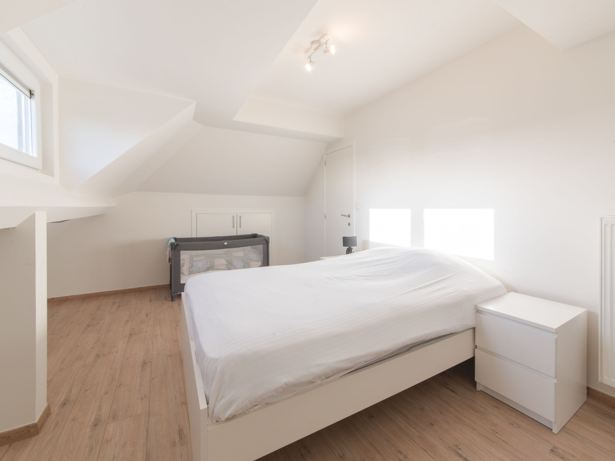 Photo of De Zeegloed duplex with parking