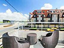 4-persoons appartement op 600 m van zee in De Haan - thumbnail 2