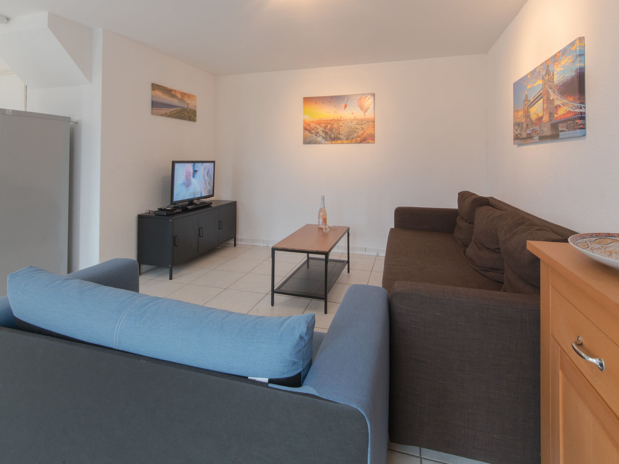 Photo of Vissershuis 2 with parking