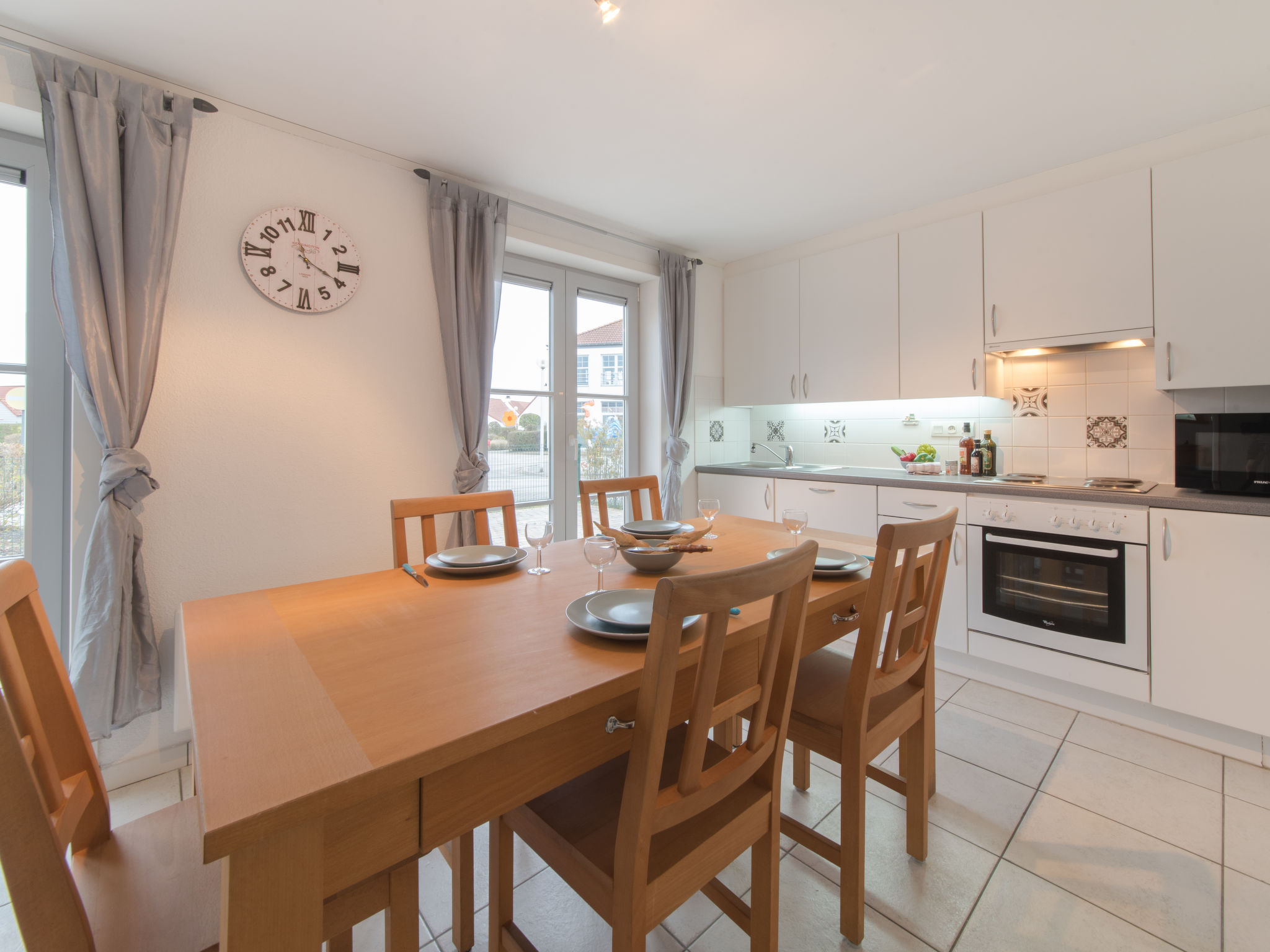 Photo of Vissershuis 2 with parking