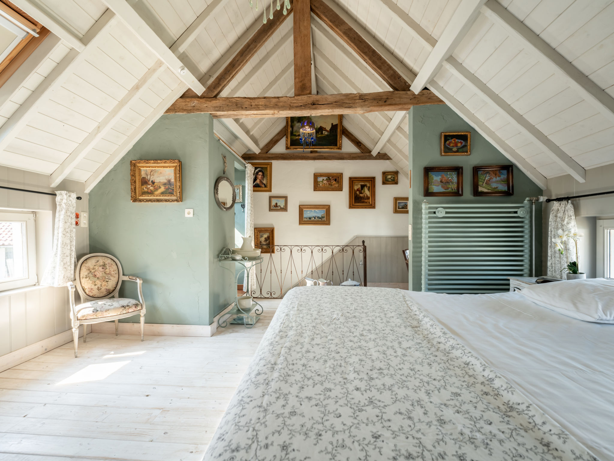 Gigi - quit and rustic cottage-Binnen