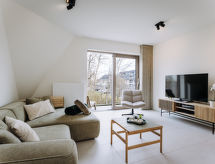 5-persoons modern appartement in Westende-Bad met zwembad - thumbnail 1